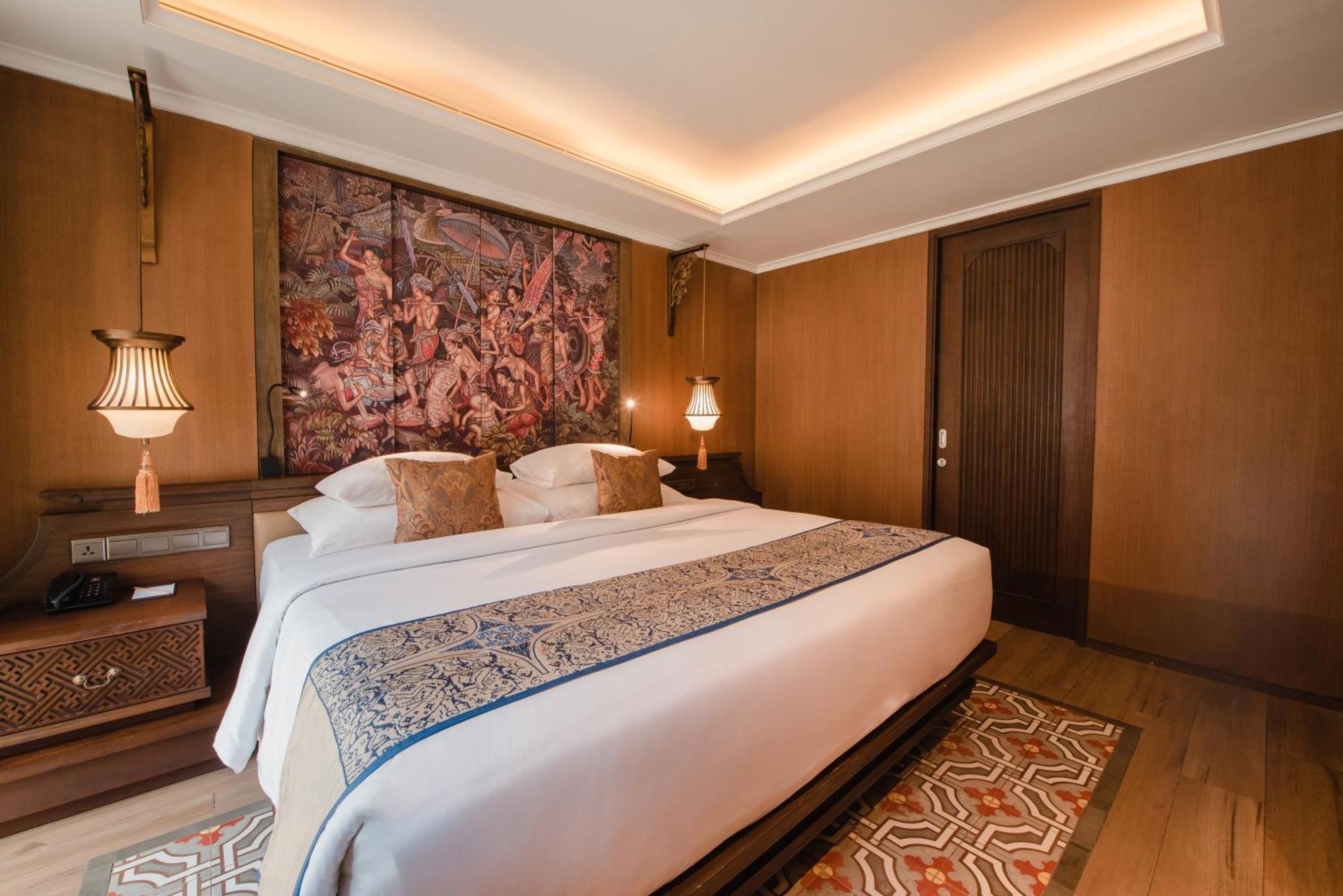 Ramayana Suites And Resort Кута Экстерьер фото A bedroom at the hotel